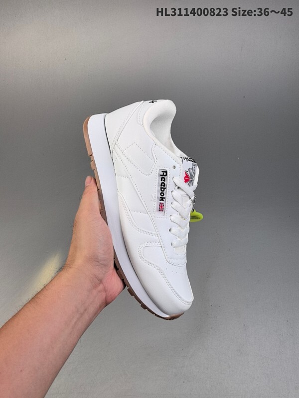 集合一 【新品】Reebok/锐步 LX 2200 潮流 美式复古休闲轻便运动跑步鞋，Reebok LX2200 是一款融合复古设计与现代科技的慢跑鞋