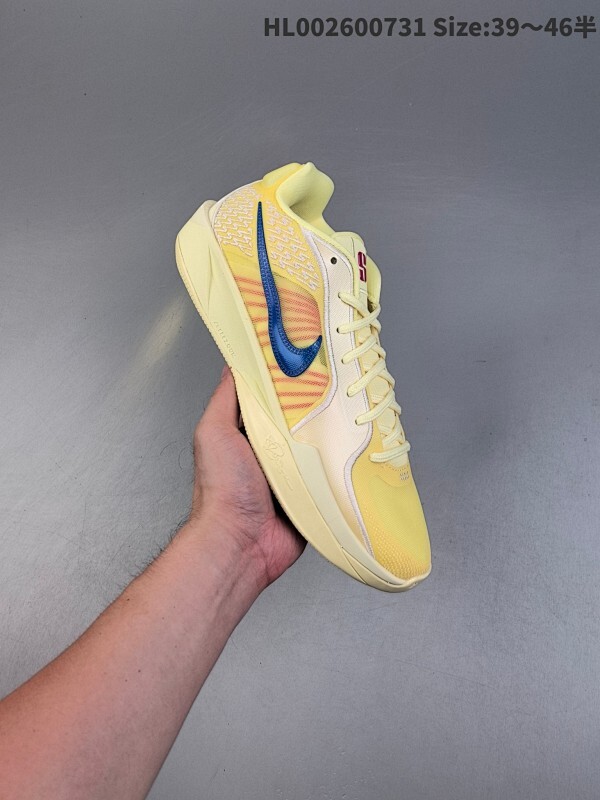 0公司级 Nike Sabrina 2 "Trust Your Game" 耐克 萨布丽娜2代 签名款 黄色 鞋款搭载Cushlonh泡绵帮助保持充沛活力