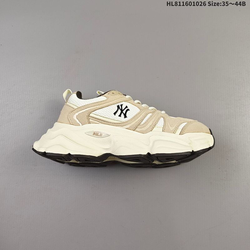 160 MLB TROPHY RUNNER学长鞋 高级街头休閒品牌MLB公开了新推出的Chunky Liner系列，以#学长鞋#之名，定义每个人的少年感！MLB在Big Ball Chunkey,Hi