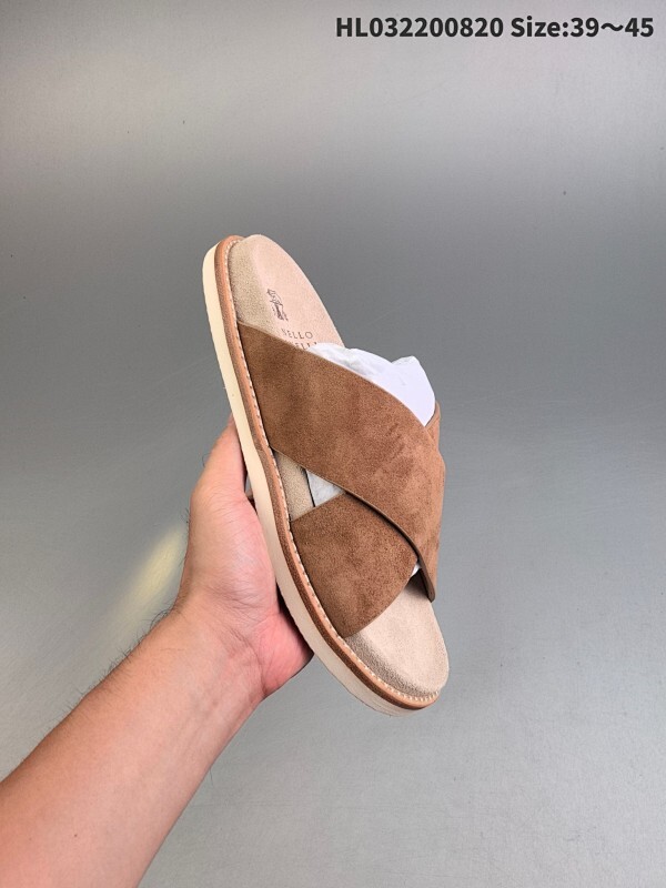 顶奢老钱品牌 Brunello Cucinelli 布鲁内洛.库奇内利 BC 绒面革 露趾防滑双杠可调节拖鞋 该