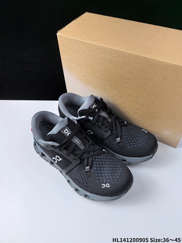 Cloudsurfer 4全新综合体能训练运动鞋Cloud X4 舒适乐趣跑，缓震、轻量 On昂跑 Cloudsurfer上演中底“变形计” ，打破传统格局缔造柔软脚感。