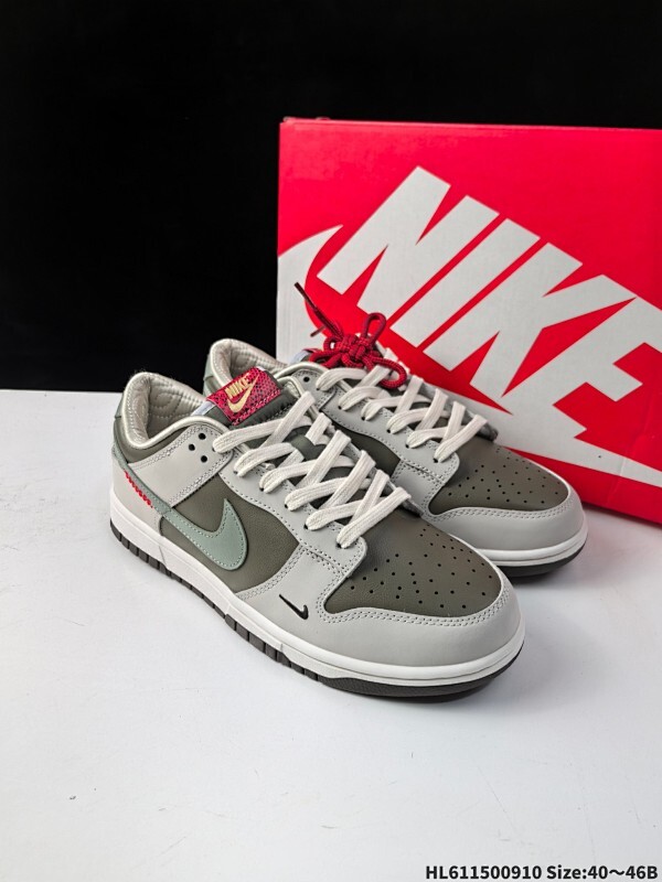 耐克Nike SB Dunk Low 扣篮系列 复古低帮休闲运动滑板板鞋。采用脚感柔软舒适ZoomAir气垫，
