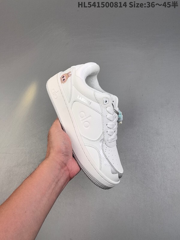 Alo Yoga Recovery Mode 人气单品  舒适简约防滑耐磨低帮休闲板鞋 公司级  Alo Yoga于2007年创立于洛杉矶