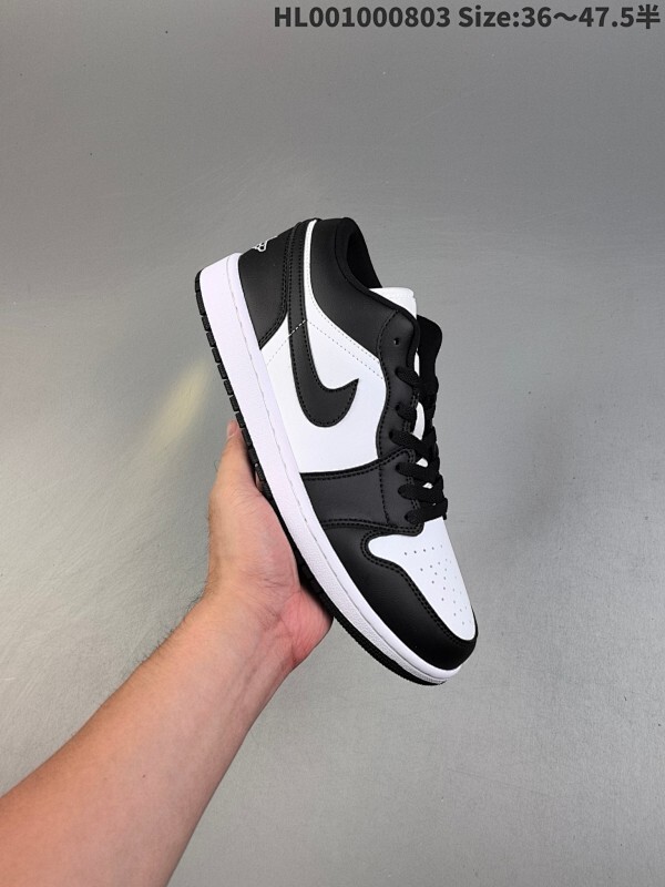 真标带半码 Air Jordan 1 Low "Panda" 低帮 熊猫黑白 AJ1 乔丹1代 aj1 乔1 低邦 黑白 乔丹篮球鞋系列