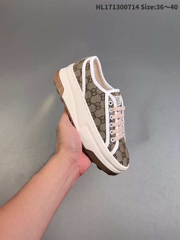 集合 真标✅GUCCI古驰 Interlocking 低帮系带 时尚板鞋 这件亮眼吸睛的单品从网球世界中汲取创作灵感