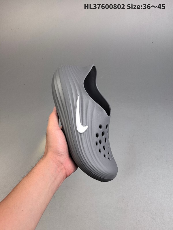 公司级✅Nike ReactX REJUVEN8 耐克 简约舒适 洞洞鞋 由兼具轻便性和耐用性的EVA泡沫打造