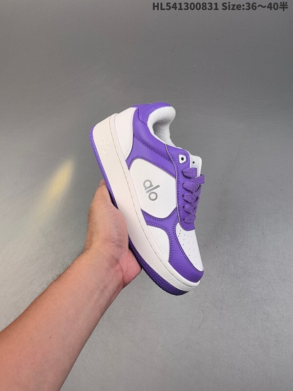 集合  alo Recovery Mode yoga 易梦玲 Jisoo智秀同款小白鞋  等多位明星同款上脚