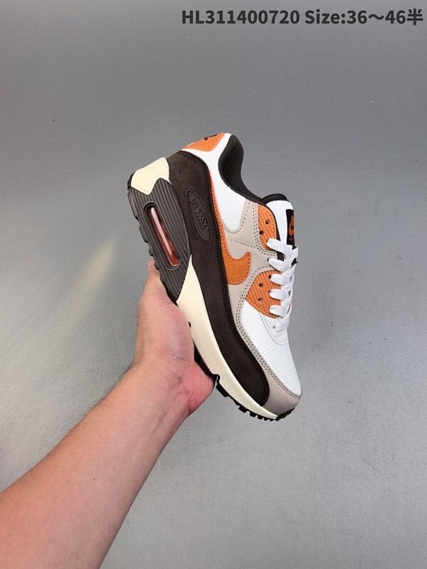 集合 Nike Air Max 90 初代复古气垫百搭休闲运动慢跑鞋复古小气垫史上第一双可视气垫跑鞋 凭借着 Air max