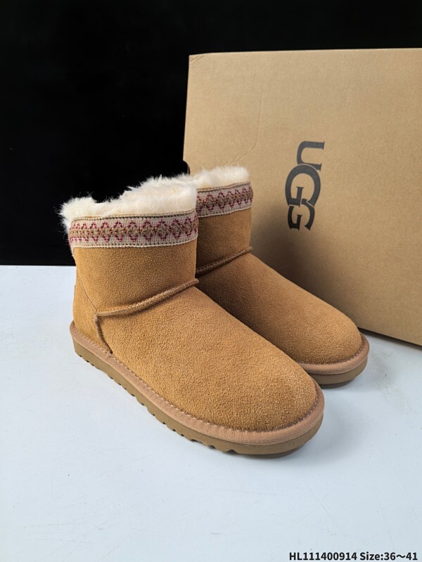 ✅UGG CLASSIC NOVELTY 麂皮 保暖雪地靴！ ID:HL111400914 Size:36～41