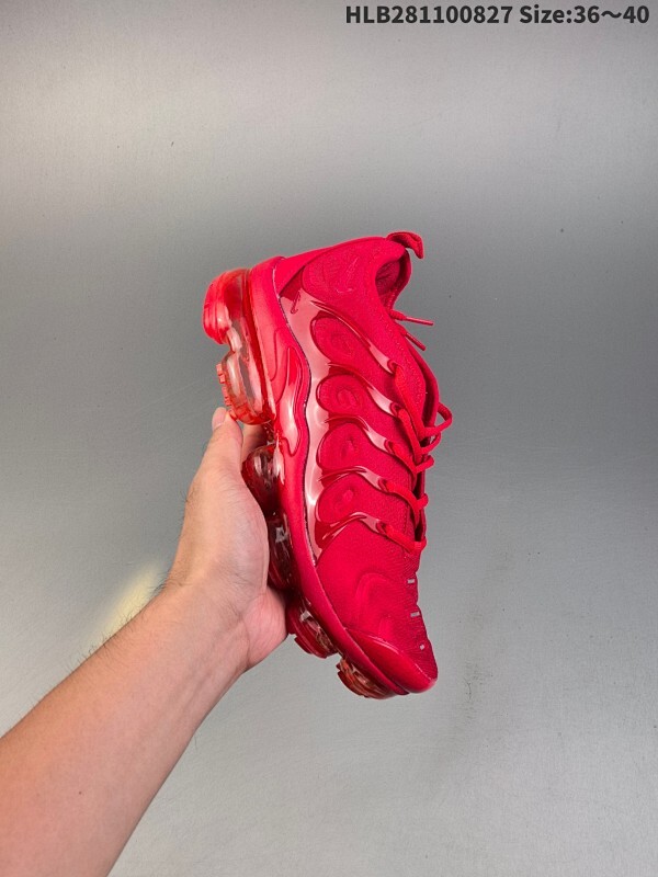 集合 Nike/耐克 TN原档案Flyknit鞋面，新全掌气垫管道缓震大底❗经典奥利奥配色，全新耐克Nike Air Vapormax PlusTM蒸汽大气垫百搭休闲运动慢跑鞋