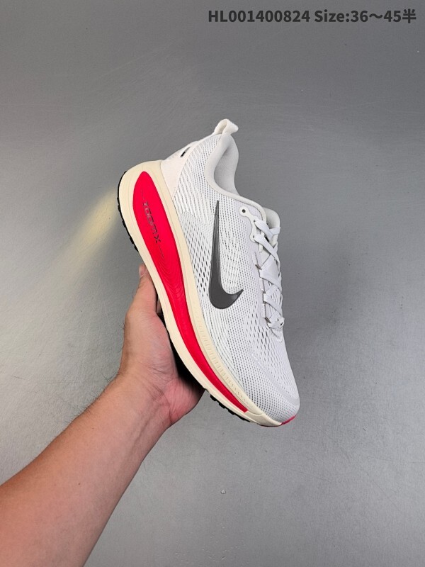 真标带半码 Nike Vomero 18 耐克 佛莫罗18代 低帮 白红 时尚舒适防滑耐磨低邦休闲跑步鞋 整体采用工程网眼材质打造