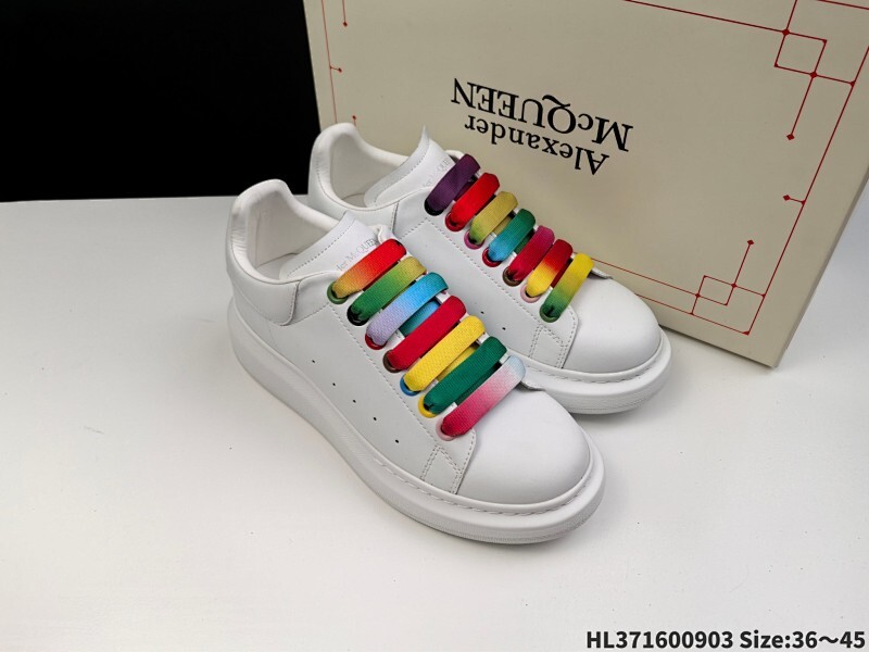 集合一 意大利高奢品牌Alexander McQueen亚历山大·麦昆 Sole Leather Sneakers低帮时装厚底休闲运动小白鞋！