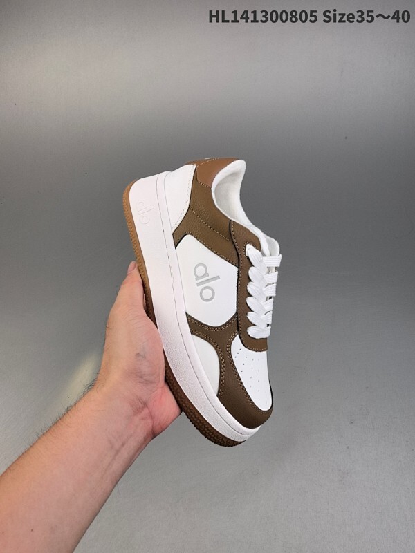 集合  alo Recovery Mode yoga 易梦玲 Jisoo智秀同款小白鞋  等多位明星同款上脚