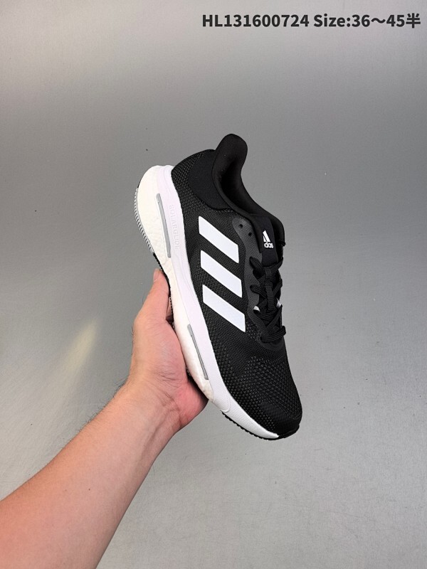 公司级✅Adidas Solar Glide 5 爆米花大底复古跑鞋 这款Solarglide5跑步鞋，旨在助你跑出新配速