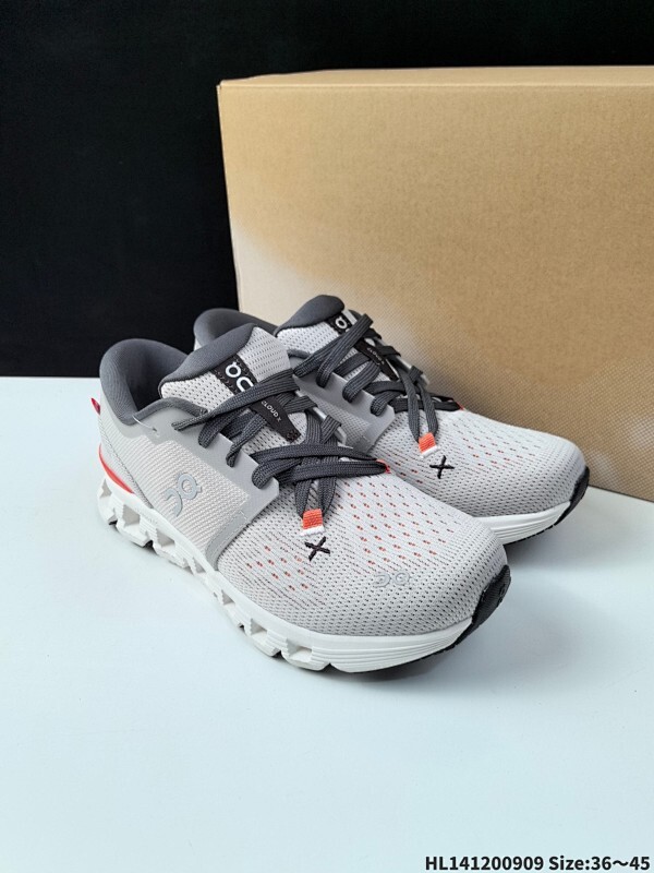 集合 Cloudsurfer 4全新综合体能训练运动鞋Cloud X4 舒适乐趣跑，缓震、轻量 On昂跑 Cloudsurfer上演中底“变形计” ，打破传统格局缔造柔软脚感。