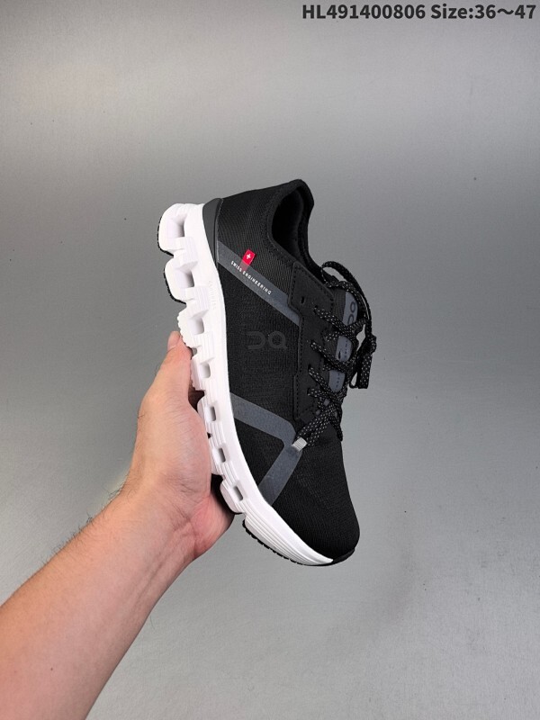 集合  公司级✅On 昂跑 CLOUD X 4 AD 运动鞋 白色REVOLVE小众新款 多样训练•X形速度板 •柔软透气 •稳定支撑