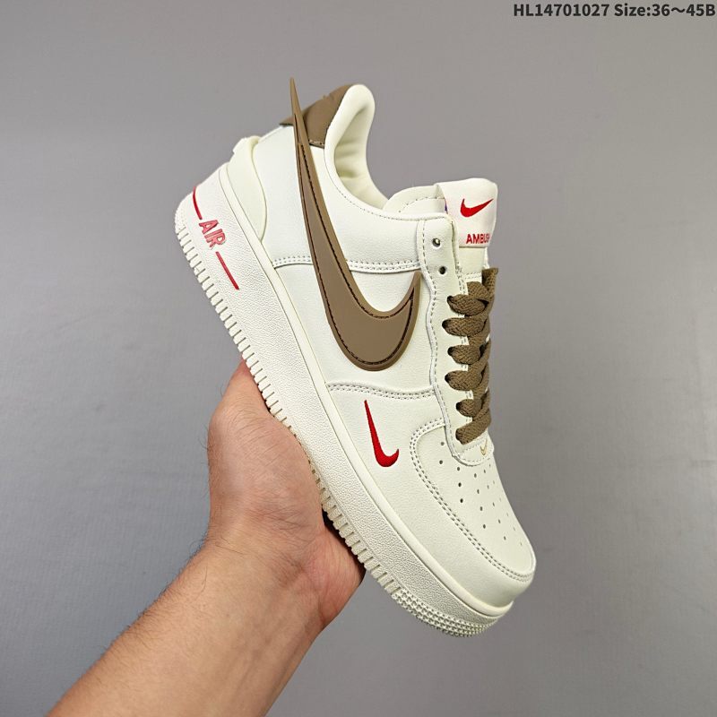 集合70 公司级✅Ambush x Nk Air Force 1‘07 Low ”Phantom“ 联名款 空军一号低帮休闲板鞋 #鞋款鞋身以及内衬均采用了纯色皮革打造，标志性的超大Swoosh依