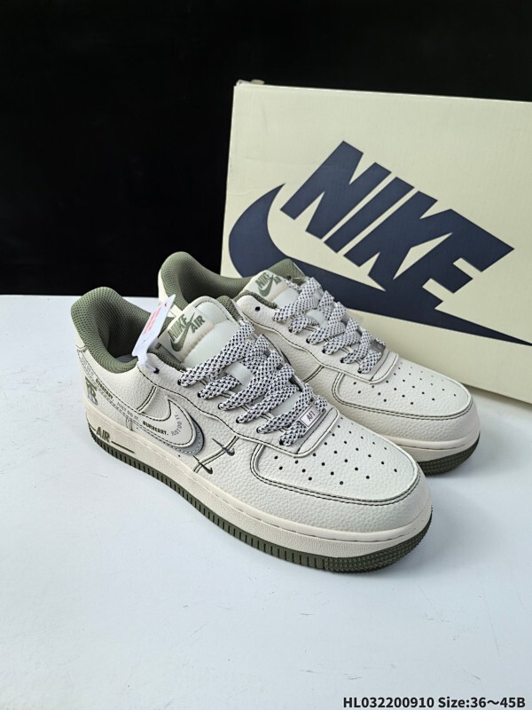 Nike/耐克 男女鞋真标半码制，原楦原纸版开发，采用软质荔枝纹牛剖皮革鞋面材质，内置全掌Air Sole气垫❗创意定制联名