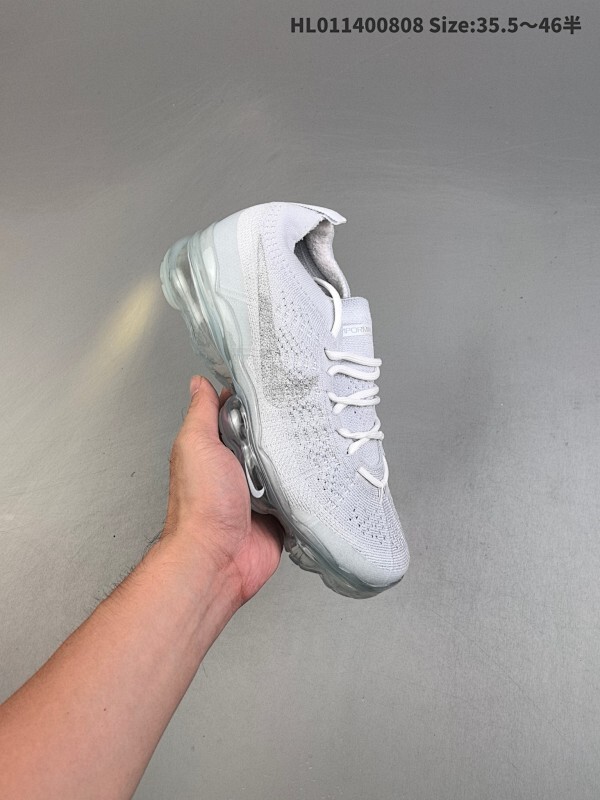 Nike Air Vapormax2023 FK 全掌长气垫 缓震跑步鞋 采用传统的Flyknit构造 回收材料制成