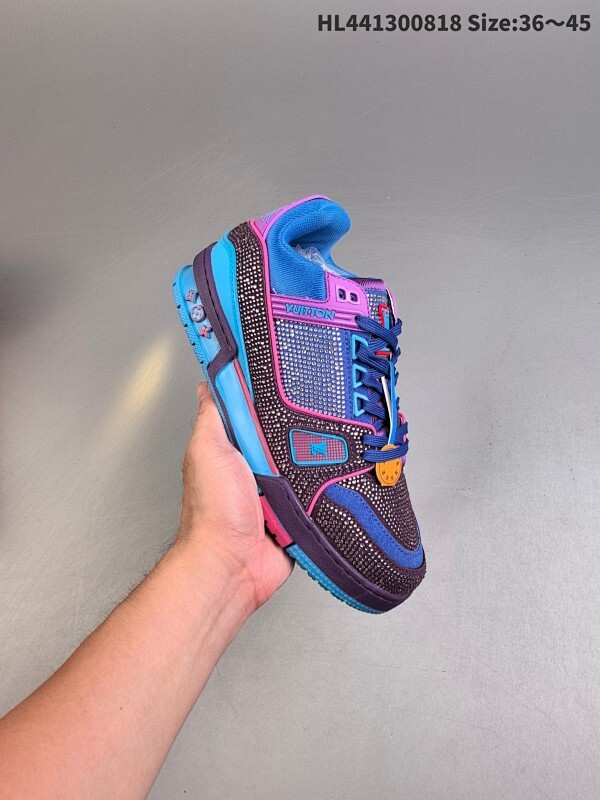 真标✅Louis Vuitton Trainer Sneaker Low 钻石全新 LV 路易威登 休闲运动文化百搭板鞋！