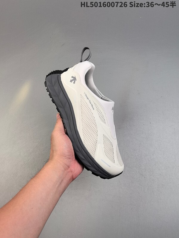 公司级✅迪桑特DESCENTE TERRAIND SLIP-ON 舒适柔软 防滑耐磨低帮 登山鞋