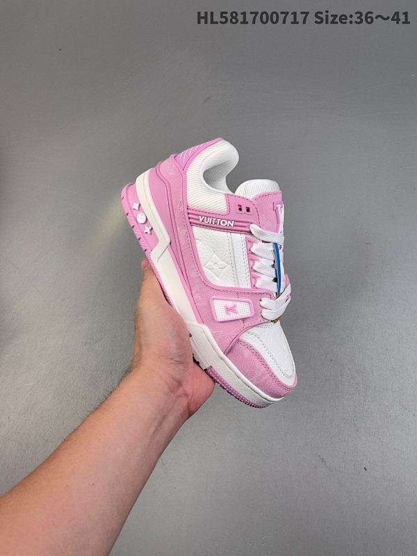 公司级Louis Vuitton Trainer Sneaker Low 全新 LV 路易威登 休闲运动文化百搭板鞋！