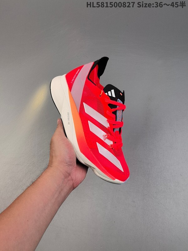 公司级✅Adidas Adizero Adios Pro 3 W马拉松飞线贾卡轻质透气休闲运动跑步鞋 采用双层透气网纱 Flywire动态飞线绑缚鞋面材质 内置Zoom小气垫装置