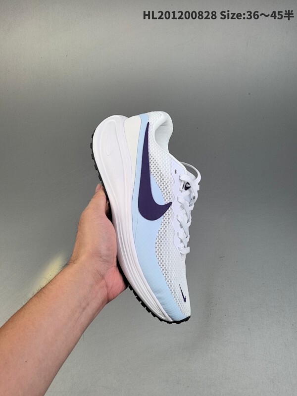 集合二  Nike REVOLUTION 8 耐克 透气 低帮 跑步鞋 兼顾迅疾外观和稳固脚感后跟覆面和中足动态支撑巧妙融合 缔造稳定顺畅的迈步体验