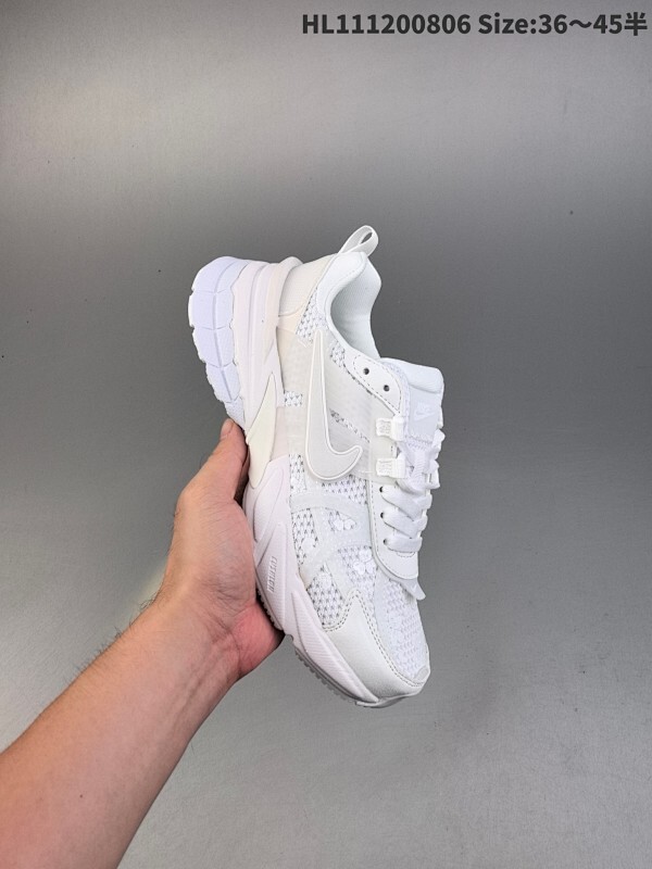 集合  真标✅耐克NIKE V2K RUN跑步鞋复古风潮 网面透气运动鞋 灰银紧致的鞋面材质提供良好的包裹性鞋侧