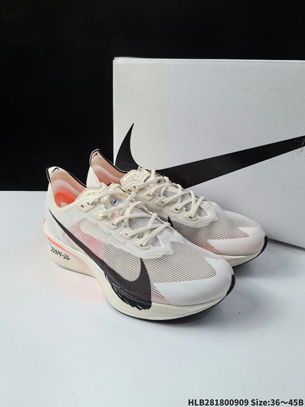 【公司级】耐克 Nike ZoomX Vaporfly Next% 4 proto ‌是一款限量版的竞速跑鞋，其配色被称为“proto”，意为“最初、初始”