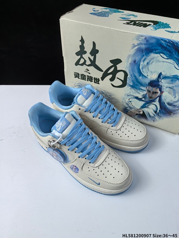 集合  公司级✅耐克Nike AIR FORCE 1’07空军一号低帮百搭休闲运动板鞋。柔软、弹性十足的缓震性能和出色的中底设计