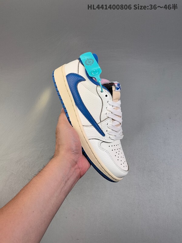 乔丹Fragment x Travis Scott x LV Air Jordan 1 Low 三方联名倒钩，整双鞋以全荔枝皮打造