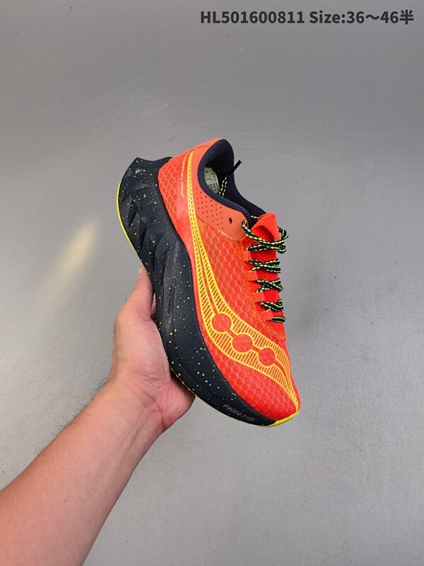 公司级✅SAUCONY索康尼 ENDORPHIN PRO4系列 男女低帮缓震跑步鞋