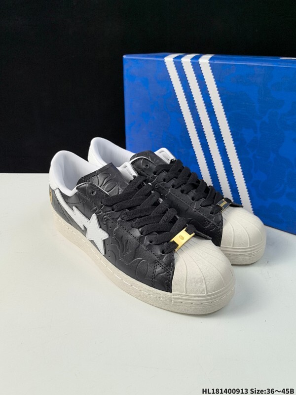 集合  公司级SSTR V BAPE  BAPE x adidas Originals 联名系列 贝壳头联名