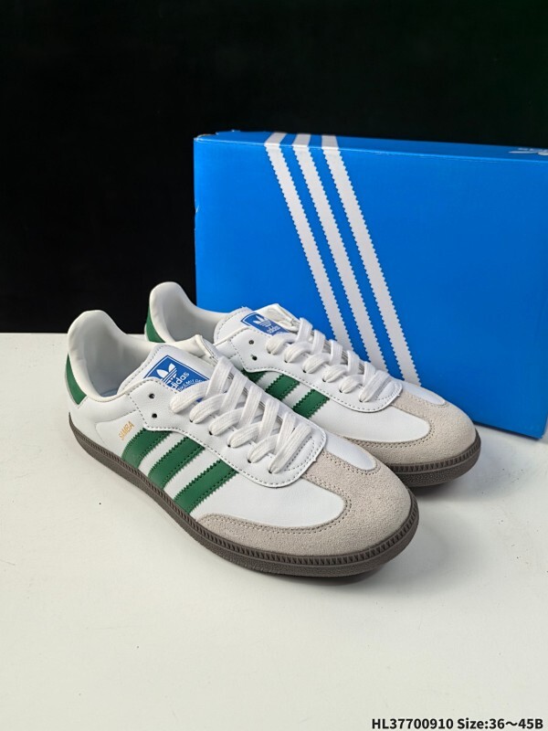 Adidas Originals Samba Vegan OG桑巴舞系列绅士德训足球风百搭低帮休闲运动板鞋“皮革白黑笑脸”货号：IG1024