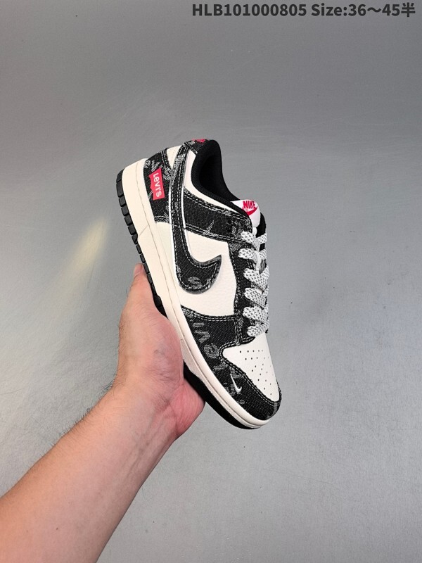 福利特价NIKE DUNK SB LOW 定制dunk 定制Dunk SB顾名思义，具有经典的Dunk血缘，又注入了更多的时尚元素
