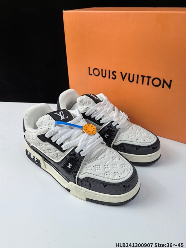 集合  真标✅Louis Vuitton Trainer Sneaker Low 全新 LV 路易威登 休闲运动文化百搭板鞋