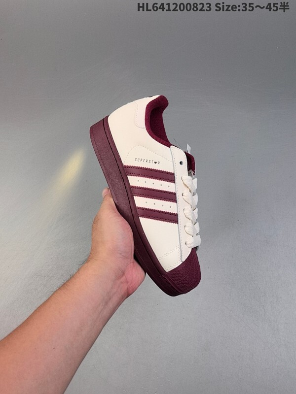 阿迪达斯 adidas Originals Gazelle INdoor 贝壳头 三叶草休闲防滑耐磨低帮板鞋 鞋头出色设计 塑就出众贴合感 稳固的后跟贴合足部曲线设计