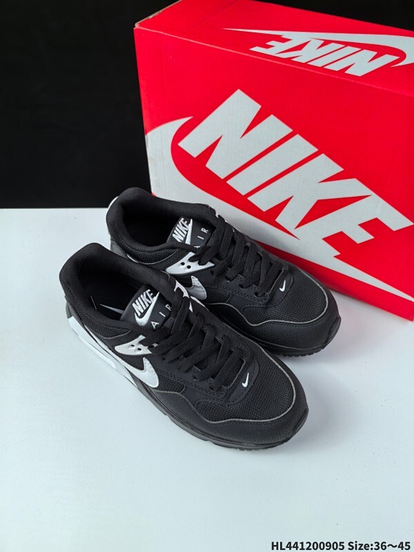 耐克 Nike AIR MAX CORRELATE男子  猪巴革  小气垫时尚休闲跑步鞋