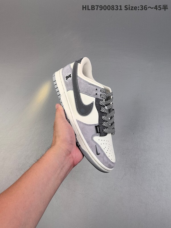 NIKE DUNK SB LOW 全新配色  定制Dunk SB顾名思义，具有经典的Dunk血缘，又注入了更多的时尚元素