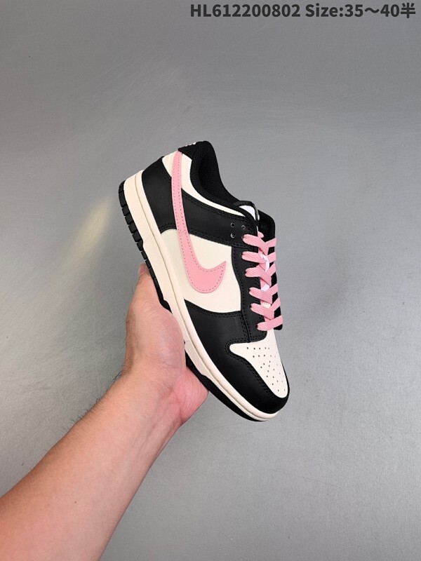 集合 公司级！NIKE DUNK SB LOW 全新配色   定制Dunk SB顾名思义，具有经典的Dunk血缘