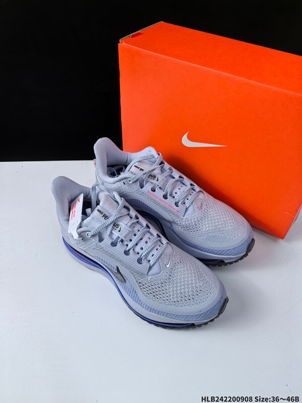 公司级✅Nike Air Zoom Pegasus Premium 耐克 新款气垫缓震休闲跑步鞋 Pegasus Premium 搭载了 Nike 最先进的三重技术 为跑者提供超强的响应缓冲