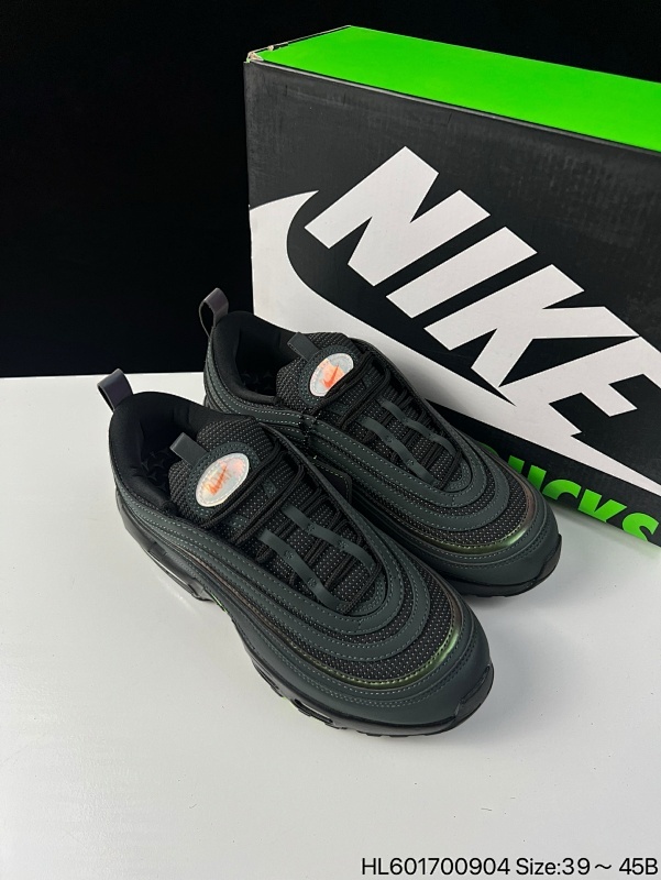 公司级！Nike Air Max 95/97 复古元年全掌气垫 EVA 中底，塑就轻盈缓震性能采用令元年款声名鹊起的舒适缓震系统