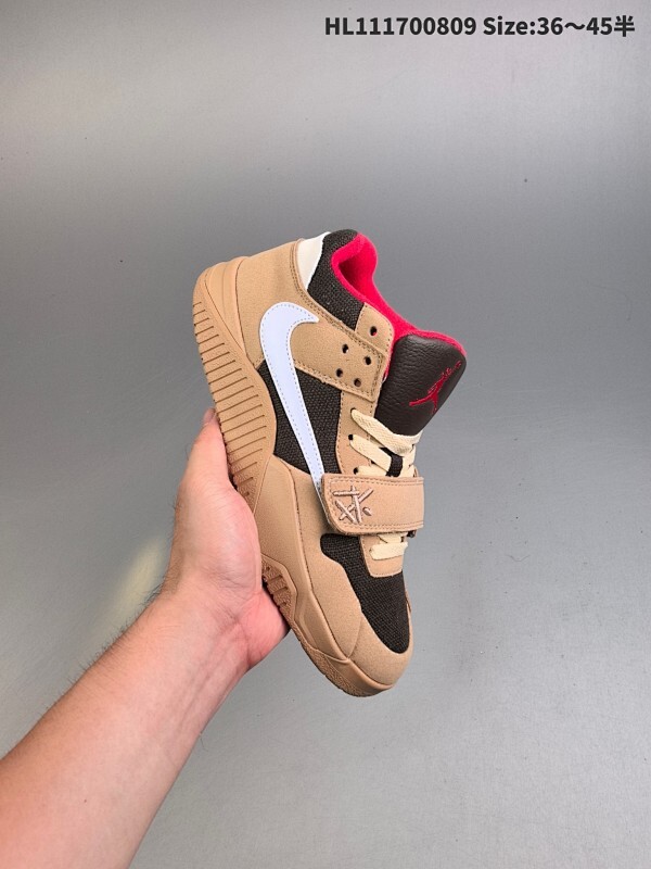 集合  公司级✅Travis Scott 的 Jordan Jumpman Jack 训练鞋“Taupe Haze”亮相