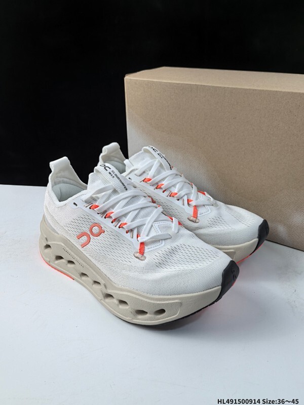 集合  公司级✅On昂跑 Cloudsurfer Max 舒适百搭 简约 耐磨 低帮跑步鞋 Cloudsurfer Max鞋身外观的设计灵感源于 On 昂跑的专业竞赛鞋