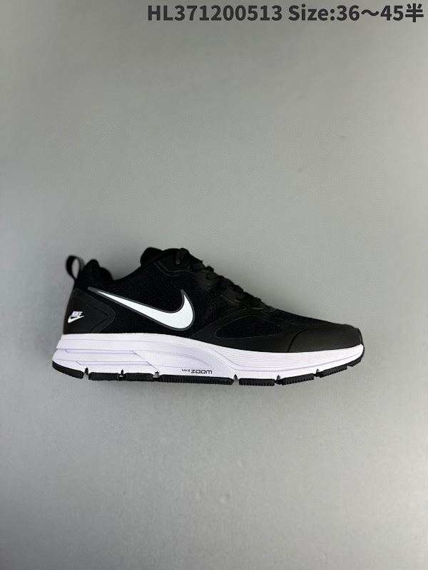 120  耐克 Nike Zoom Pegasus 26X 登月透气缓震疾速跑鞋。在鞋底部分，搭载全掌型ZOOM AIR配置，锐意革新缓震系统，缔造平稳顺畅的自然步履体验。货号：806219    H