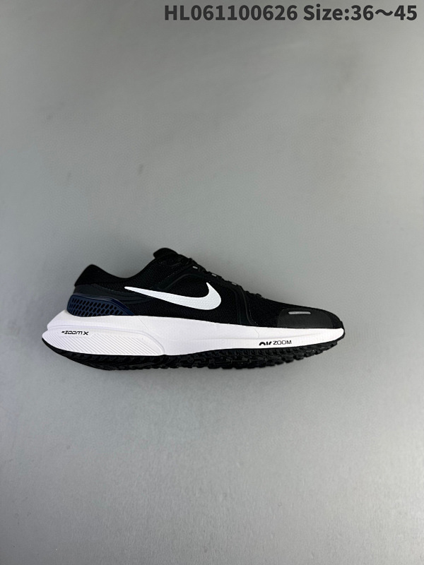 110 NK Air Zoom VOMERO 登月V16代 兼顾迅疾外观和稳固脚感 后跟覆面和中足动态支撑巧妙融合 缔造稳定顺畅的迈步体验货号 DA7245-001