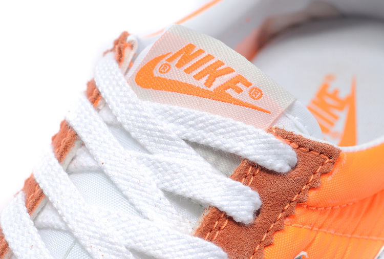 专柜正品耐克 2011nike运动鞋 阿甘正传跑鞋 跑步鞋男鞋女鞋