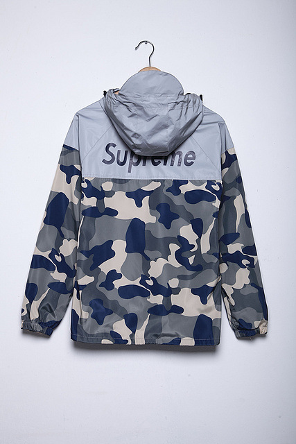 广东广州批发supreme潮牌迷彩拼接3m反光风衣情侣冲锋外套薄男式风衣1