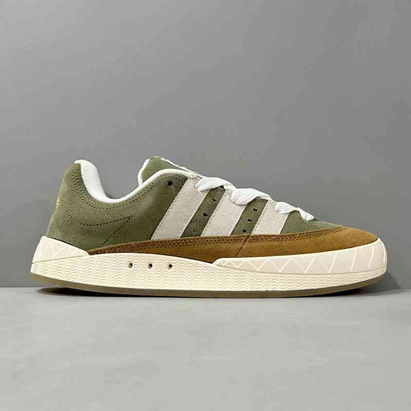 HX版本 爱心/绿棕色HP9914  阿迪达斯三叶草 Human Made x Adidas Originals Adimatic 联名板鞋 复古鲨鱼面包鞋